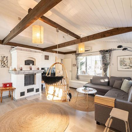 Villa Einola- Modern Rivercottage Пори Экстерьер фото